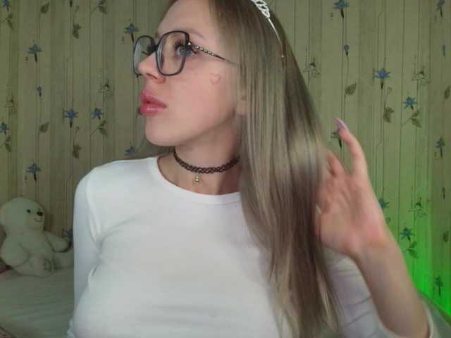 ElinaOcean live cam on BongaCams