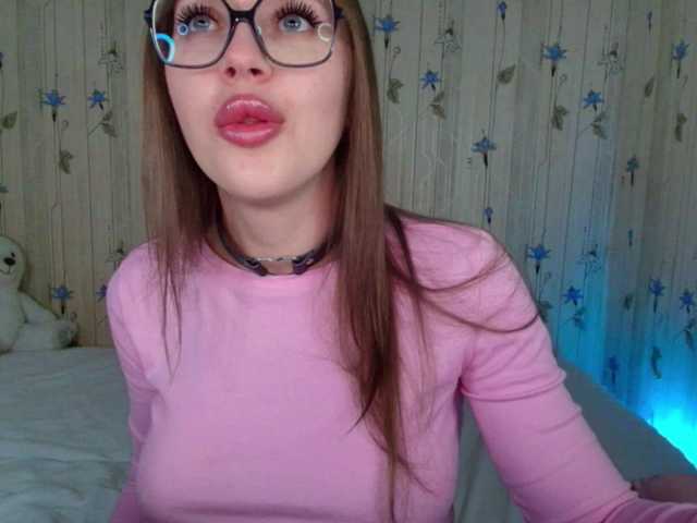 ElinaOcean live cam on BongaCams