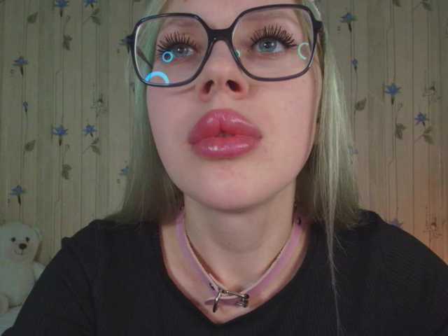 ElinaOcean live cam on BongaCams