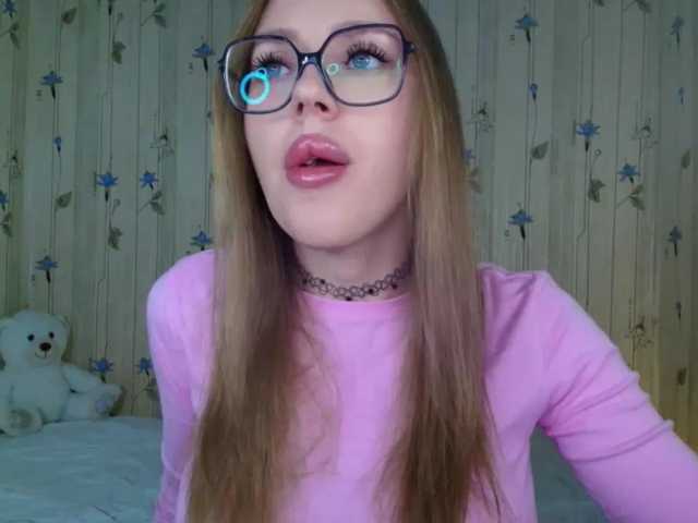 ElinaOcean live cam on BongaCams