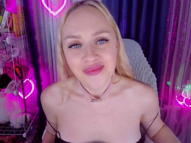ElinaOcean's BongaCams show and profile