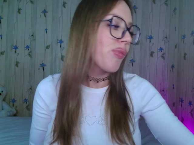 ElinaOcean live cam on BongaCams