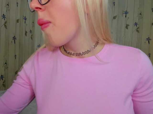 ElinaOcean live cam on BongaCams