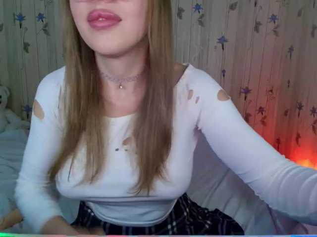 ElinaOcean live cam on BongaCams