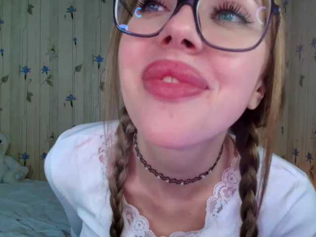 ElinaOcean live cam on BongaCams