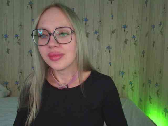 elinaocean's live room