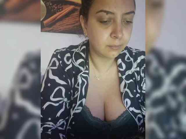Rebeca4you webcam