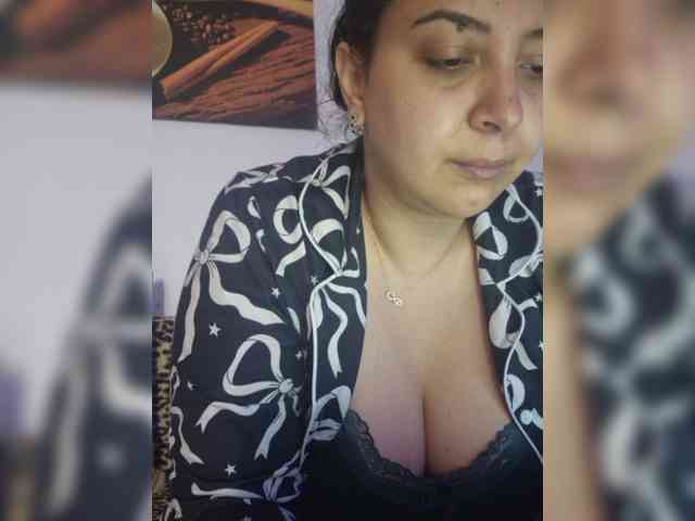 Rebeca4you webcam