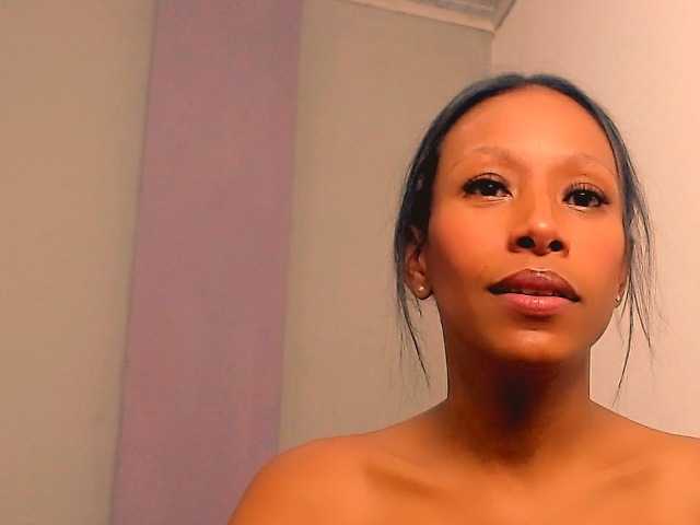 bitch-naughty live webcam show