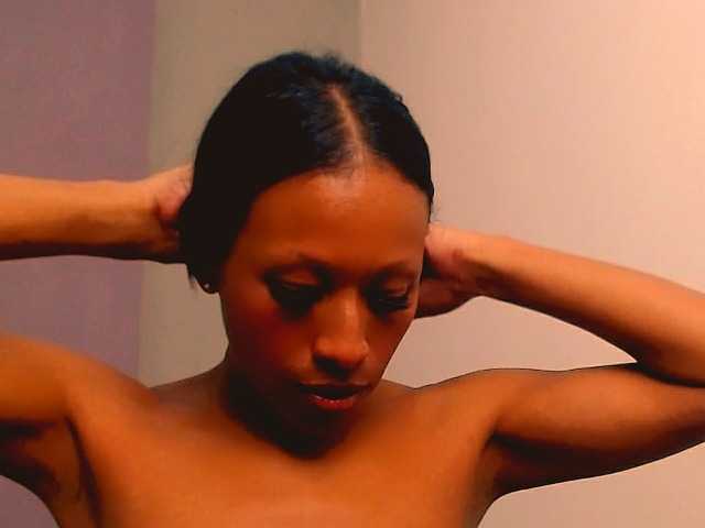 bitch-naughty live webcam show