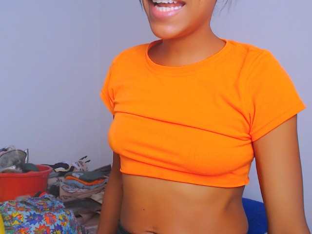 bitch-naughty live cam on BongaCams