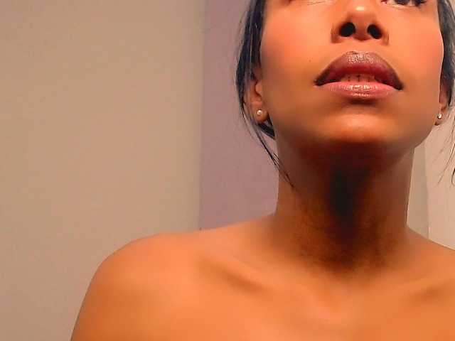 bitch-naughty live webcam show