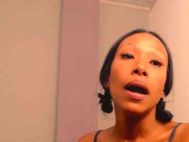 bitch-naughty webcam