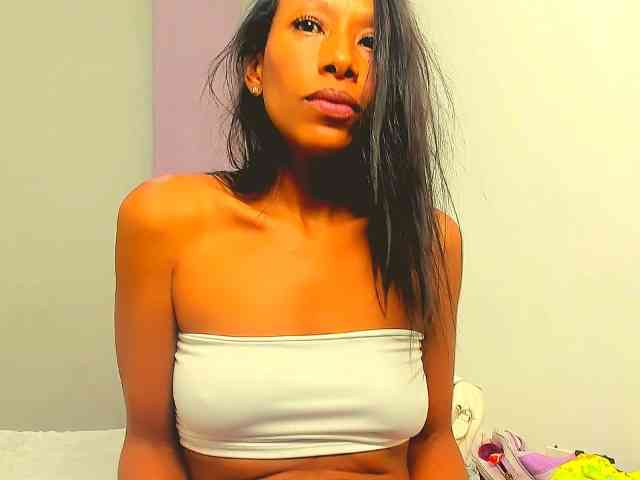 bitch-naughty webcam