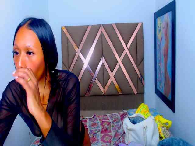 bitch-naughty webcam