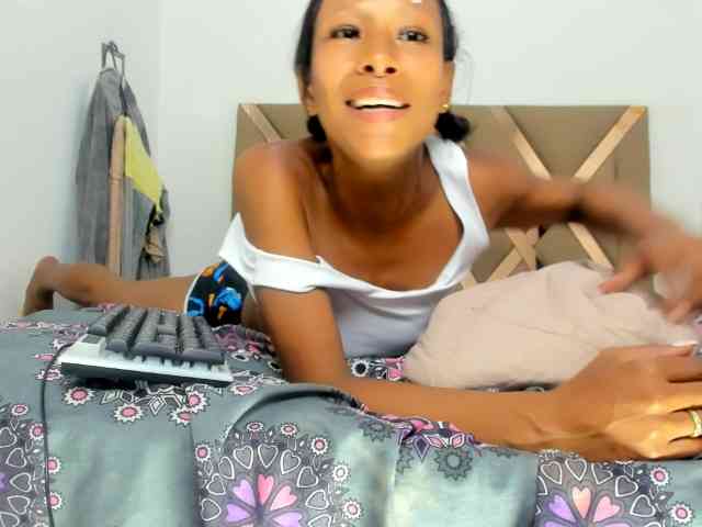 bitch-naughty webcam