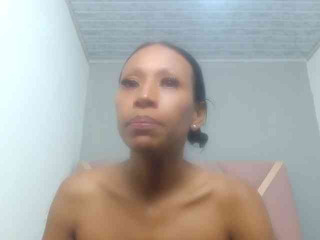 bitch-naughty webcam
