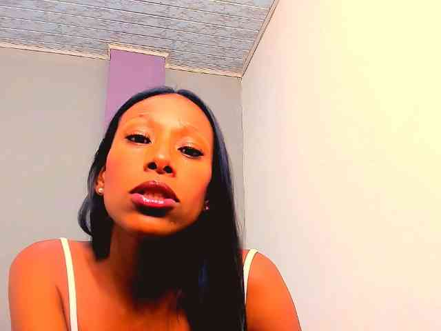 bitch-naughty webcam