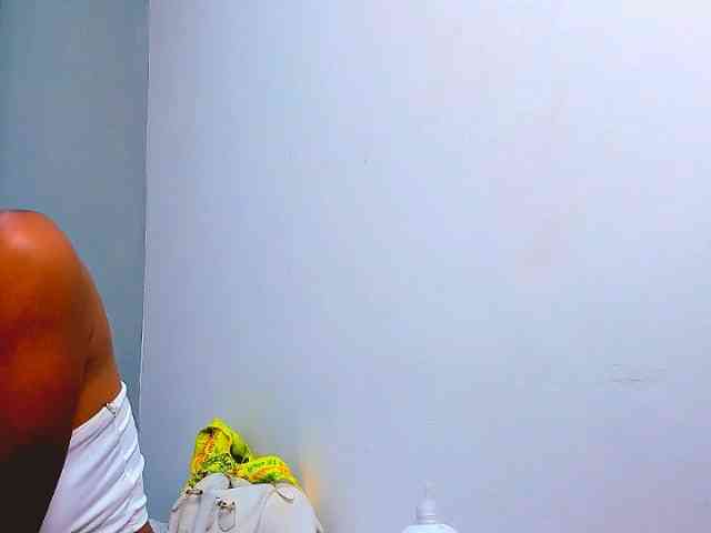 bitch-naughty webcam