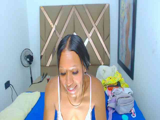 bitch-naughty webcam