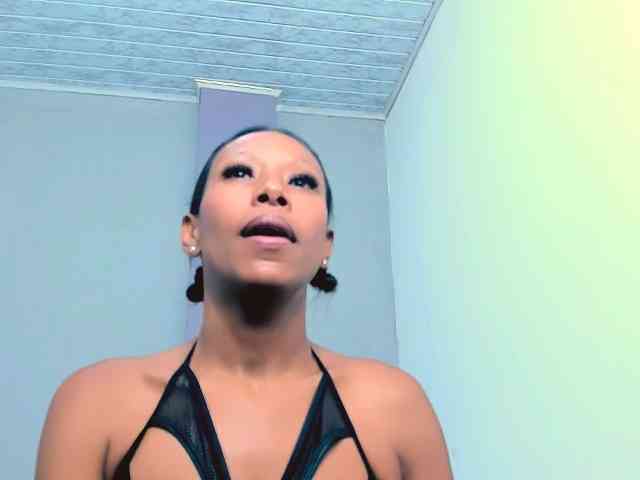 bitch-naughty webcam