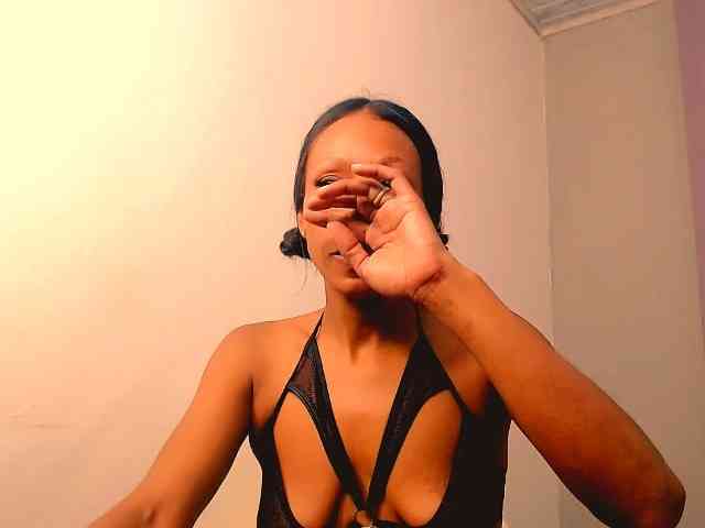 bitch-naughty webcam