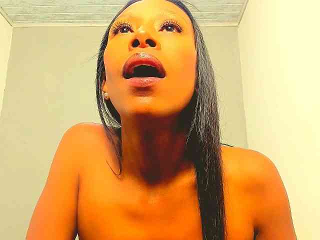 bitch-naughty webcam