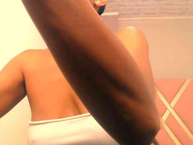 bitch-naughty webcam