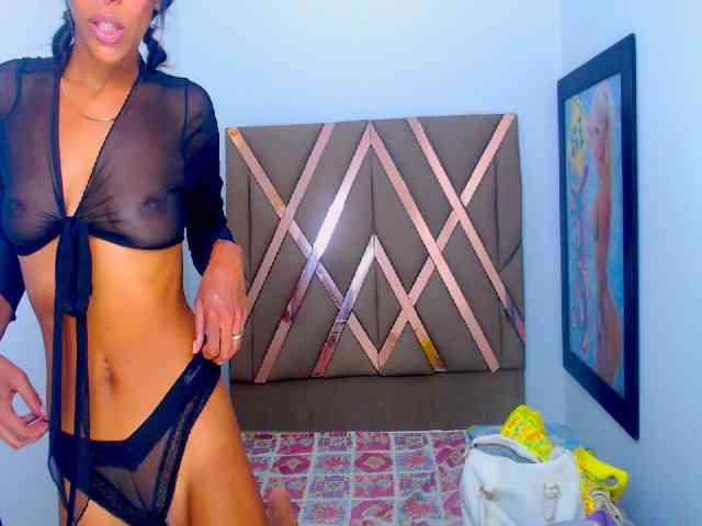 bitch-naughty webcam