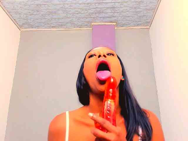 bitch-naughty webcam