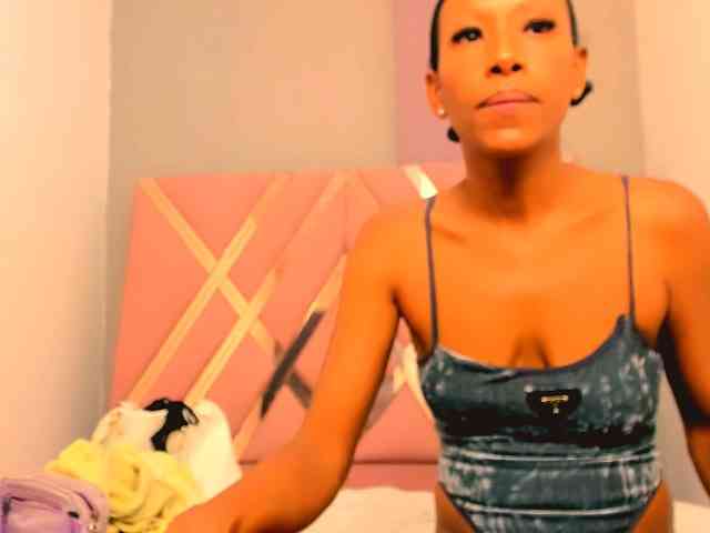 bitch-naughty webcam