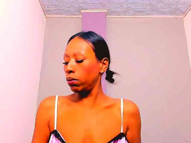 bitch-naughty webcam