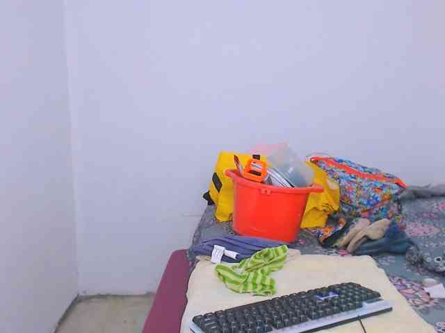 bitch-naughty webcam