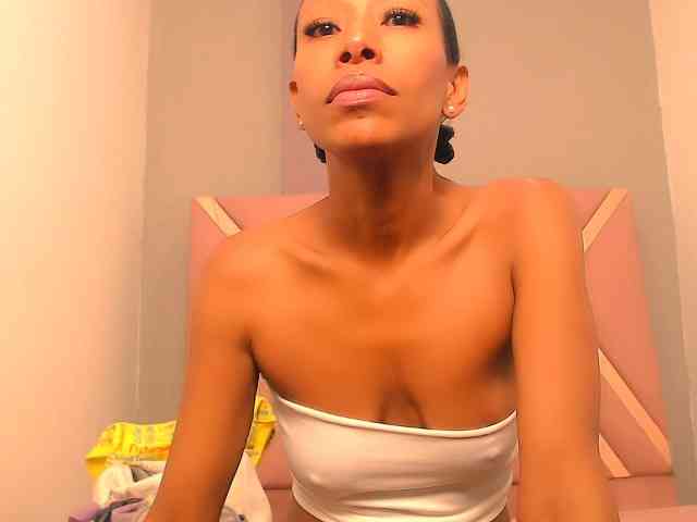 bitch-naughty webcam