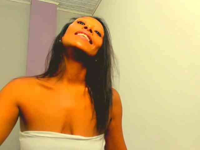bitch-naughty webcam