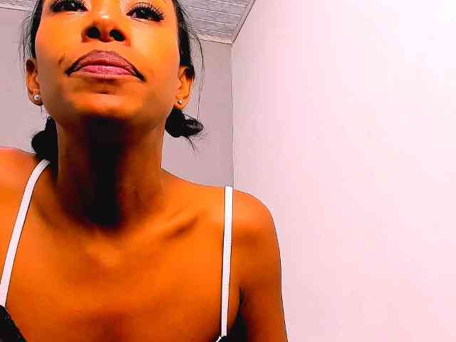 bitch-naughty webcam