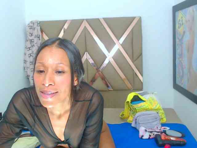 bitch-naughty webcam
