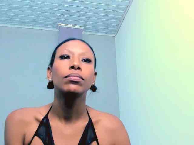 bitch-naughty webcam