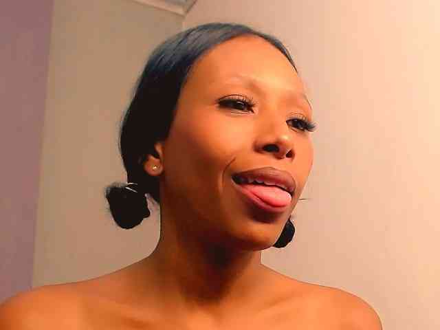bitch-naughty webcam