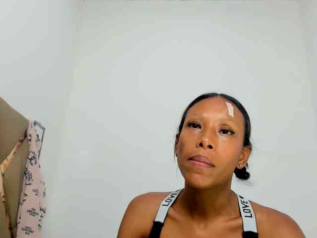 bitch-naughty webcam