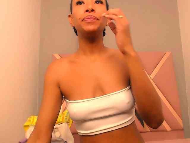 bitch-naughty webcam