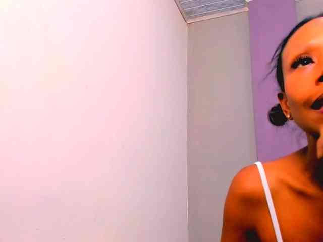 bitch-naughty webcam