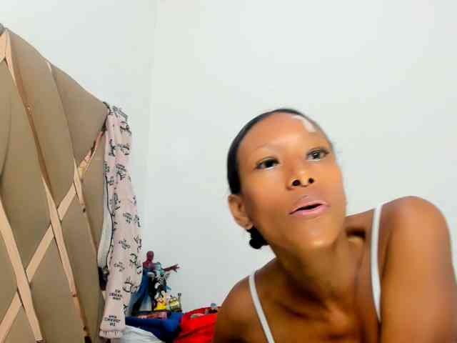 bitch-naughty webcam