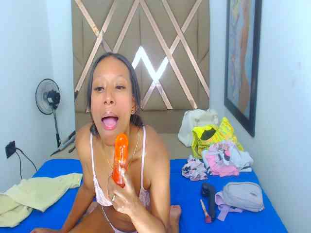 bitch-naughty webcam