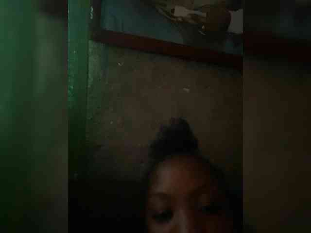 Shornshy Live Webcam on BongaCams