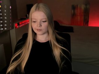 LadyLoveA Porn Show