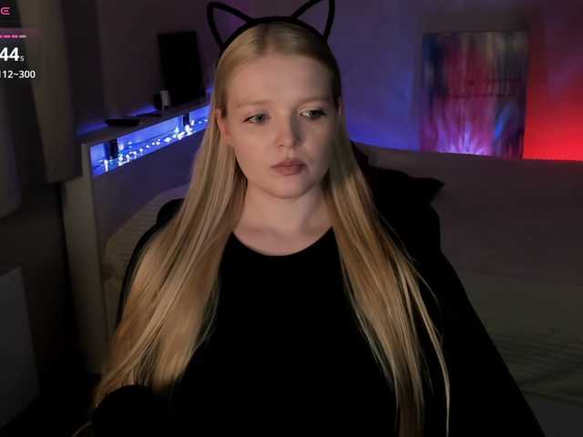 Ssweet-annie's BongaCams show and profile