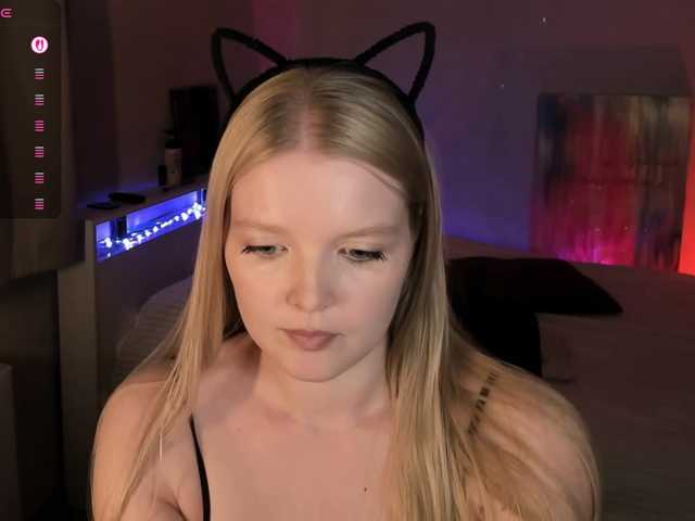 Ssweet-annie live cam on BongaCams