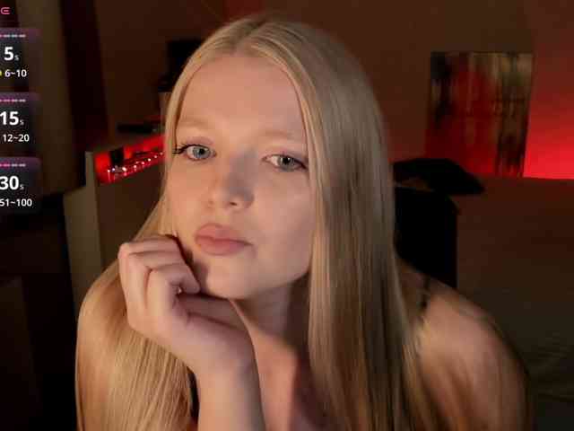 LadyLoveA webcam