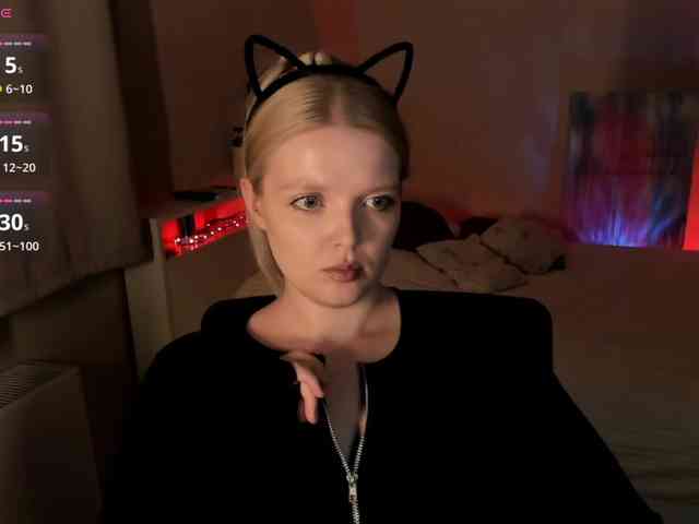 LadyLoveA webcam